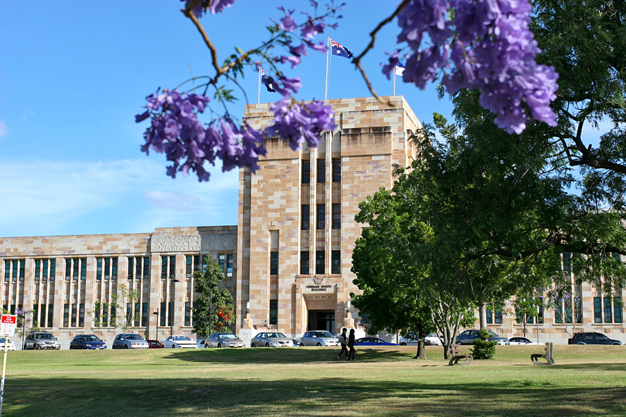 DHBK-TPHCM-University-of-Queensland-03