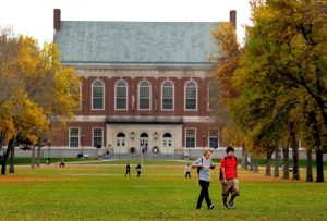 UNIVERSITY OF MAINE - TOP 1 ĐẠI HỌC NGHIÊN CỨU HÀNG ĐẦU TẠI MAINE